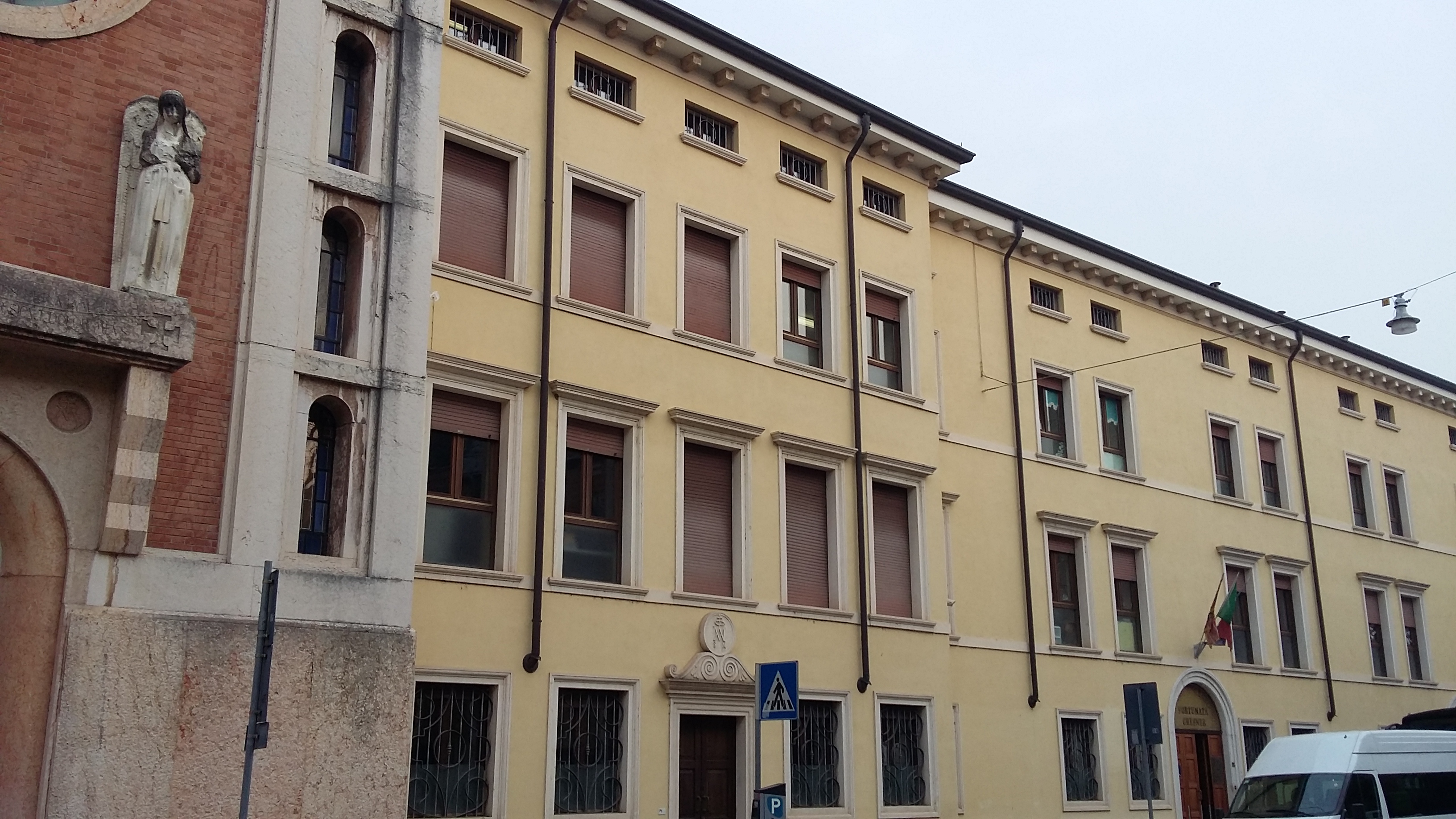 SCUOLA PRIMARIA PARITARIA “GRESNER” DI VERONA