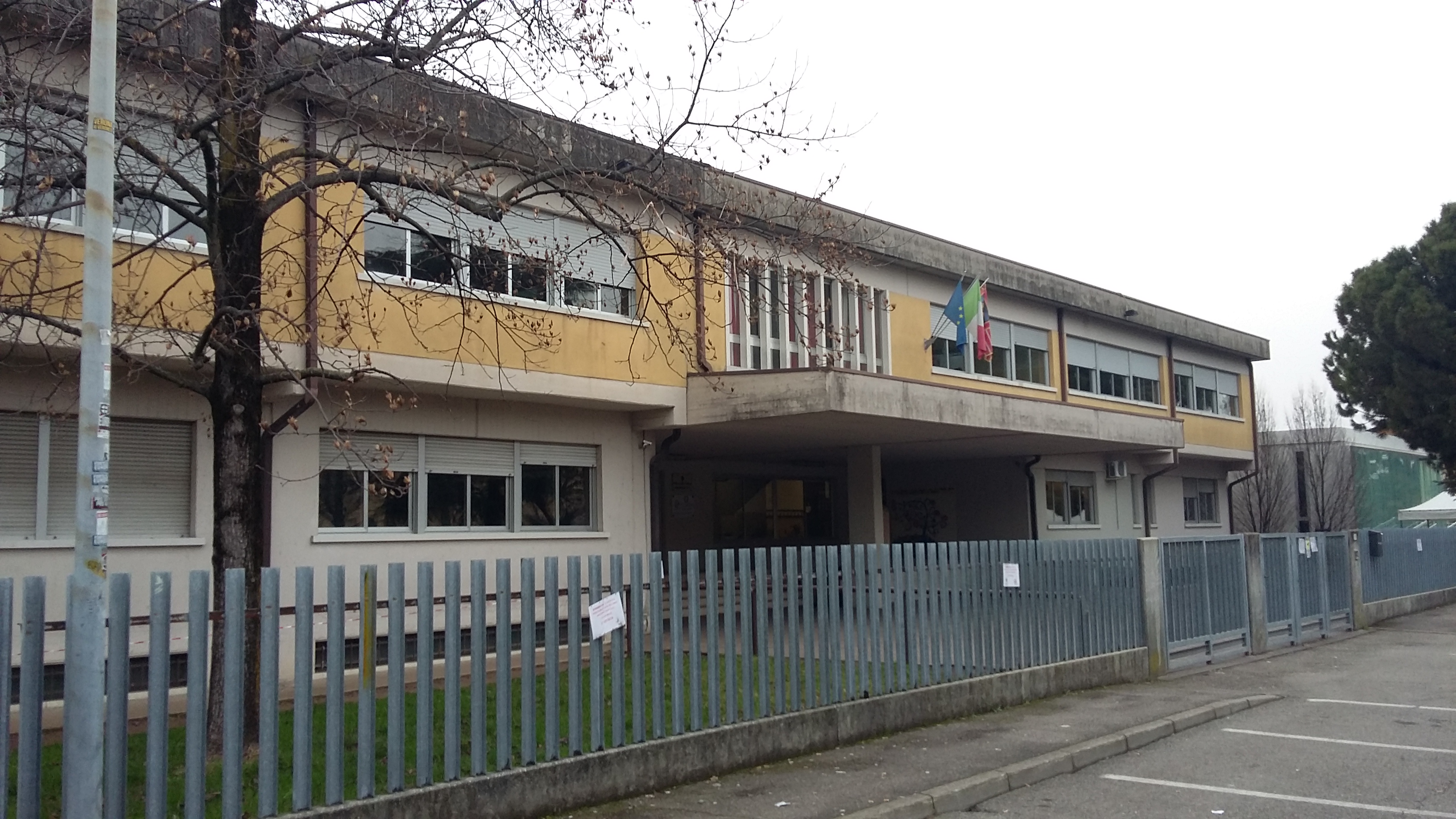 SCUOLA SECONDARIA DI I GRADO DI DOSSOBUONO